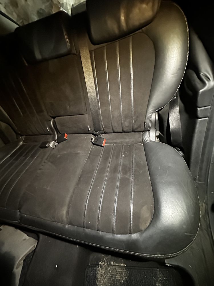 Полукожен Салон за Lancia Delta III 2008-2014г