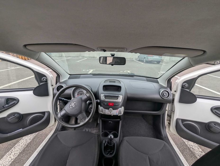 TOYOTA AYGO an fabricatie 2013