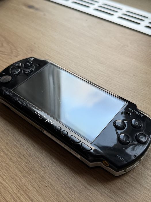 PSP Slim 2004 cu Jocuri