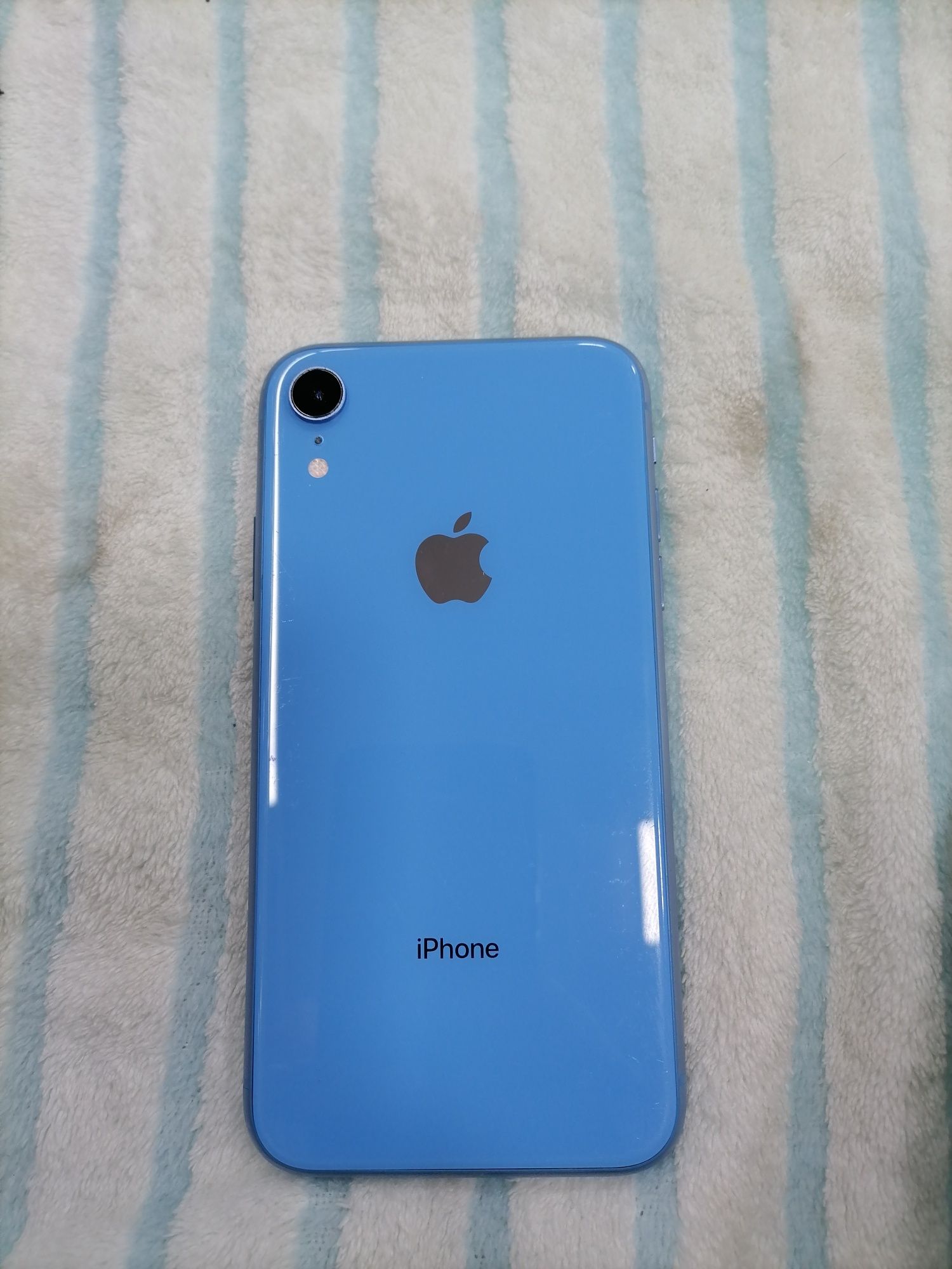 iPhone XR 64  radnoy hamma joyi