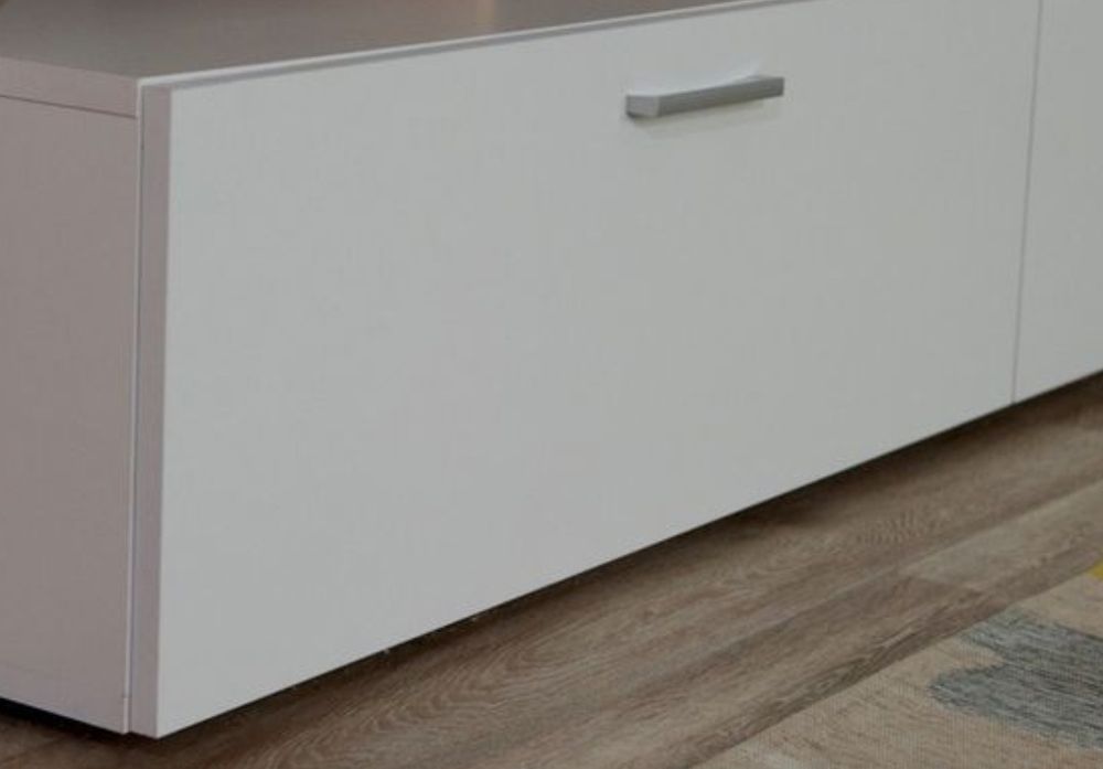 Продам навесную полку под телевизор белая