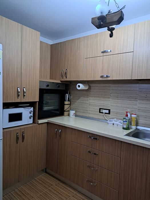Mobila bucatarie  +comoda+plita si cuptor