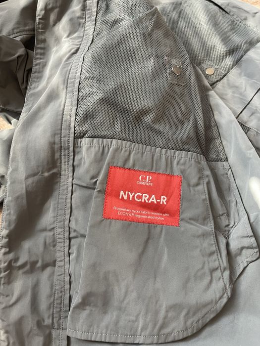 C.P. Company тънко яке