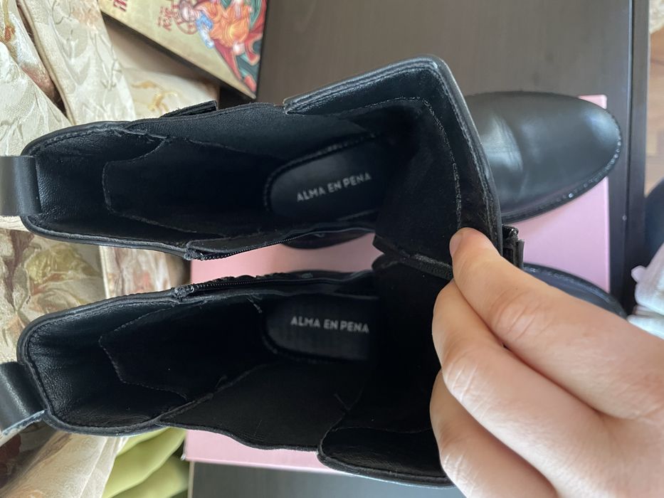 Ghete de piele Alma en Pena