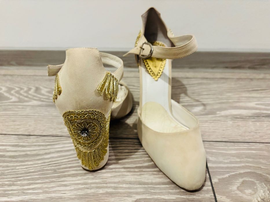 Vand pantofi mireasa/ocazie marca Ravissante