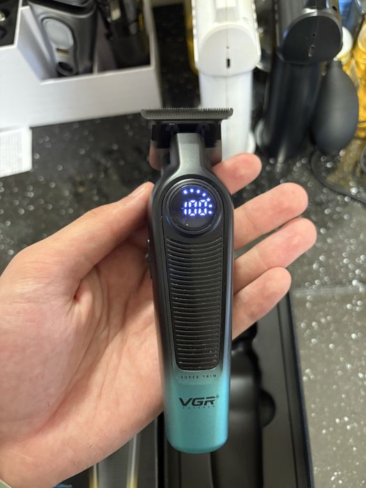 Masina de tuns VGR