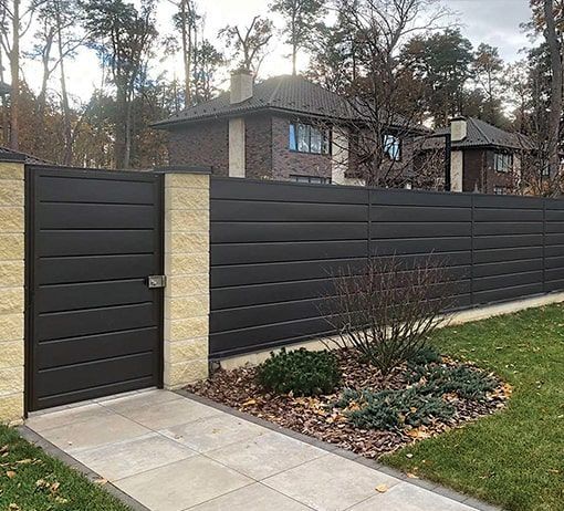 Garduri și porți din jalozea