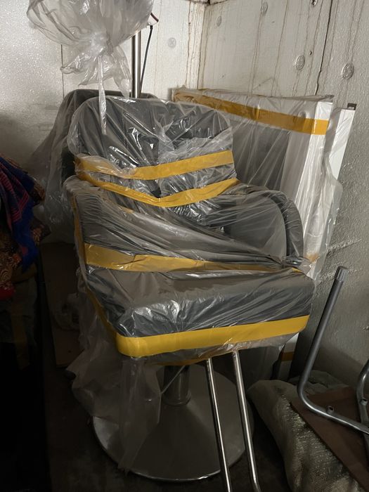 Мебельи для парихмакерской цена договорная