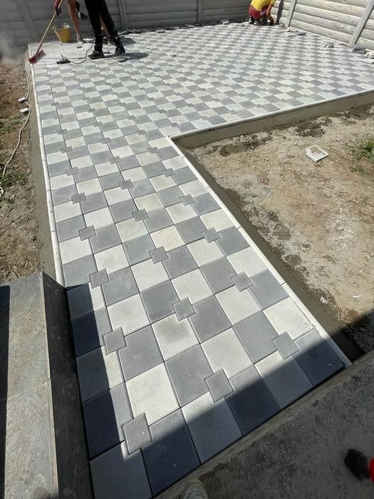 Pavaj borduri pavele pentru gradina si piscina. Montaj pavaj