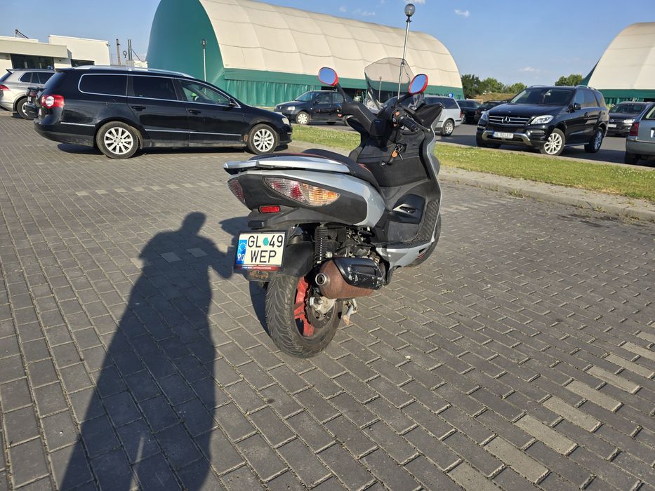 Scuter Malaguti Madison 125cmc, inmatriculat RO