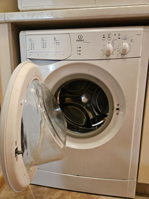 Пералня Indesit WIN602