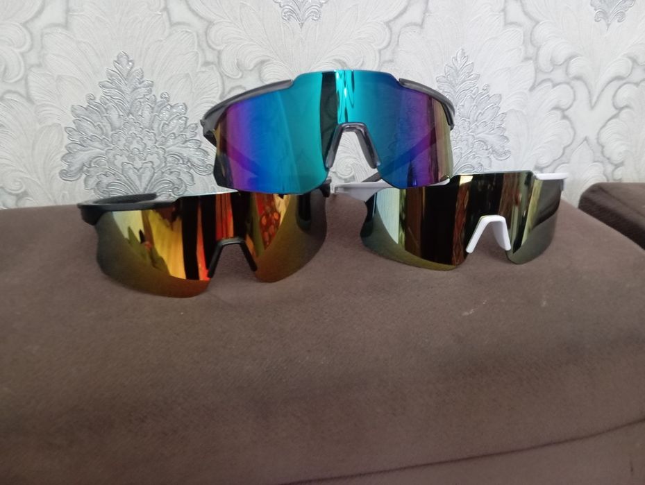 Новые очки спортивные