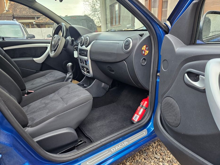 Dacia Logan mcv 2011 special 1.5 dci euro 5 Climă