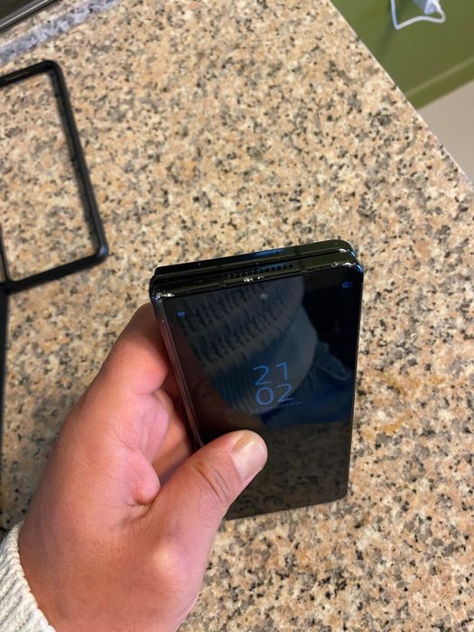 V/S Samsung Fold 4