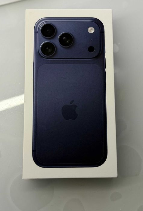 iPhone 17 Pro Deep Blue 256 GB