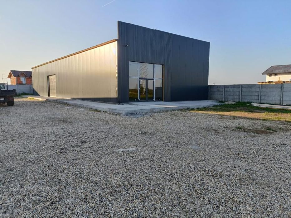 Vând hala metalica 15x25