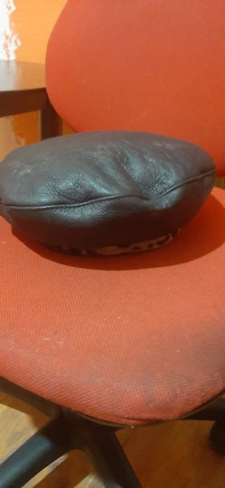 Головной убор чистая кожа,натуральный мех Москва. В отличном состоянии