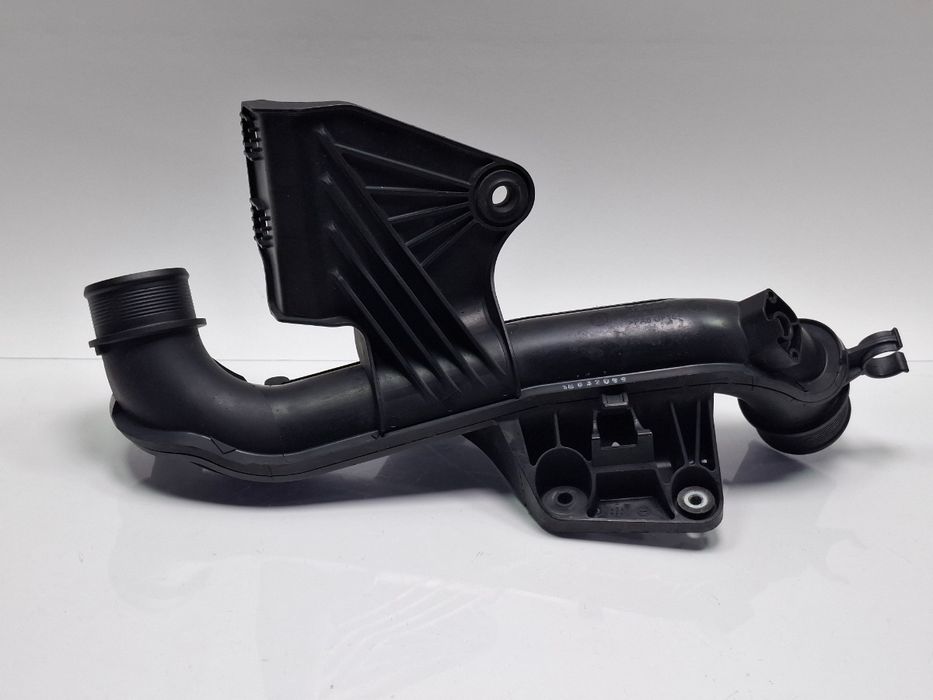 Conducta intercooler AUDI A4 IV Avant 8K5, B8 2007 - 20152.0 TDI CAGA,