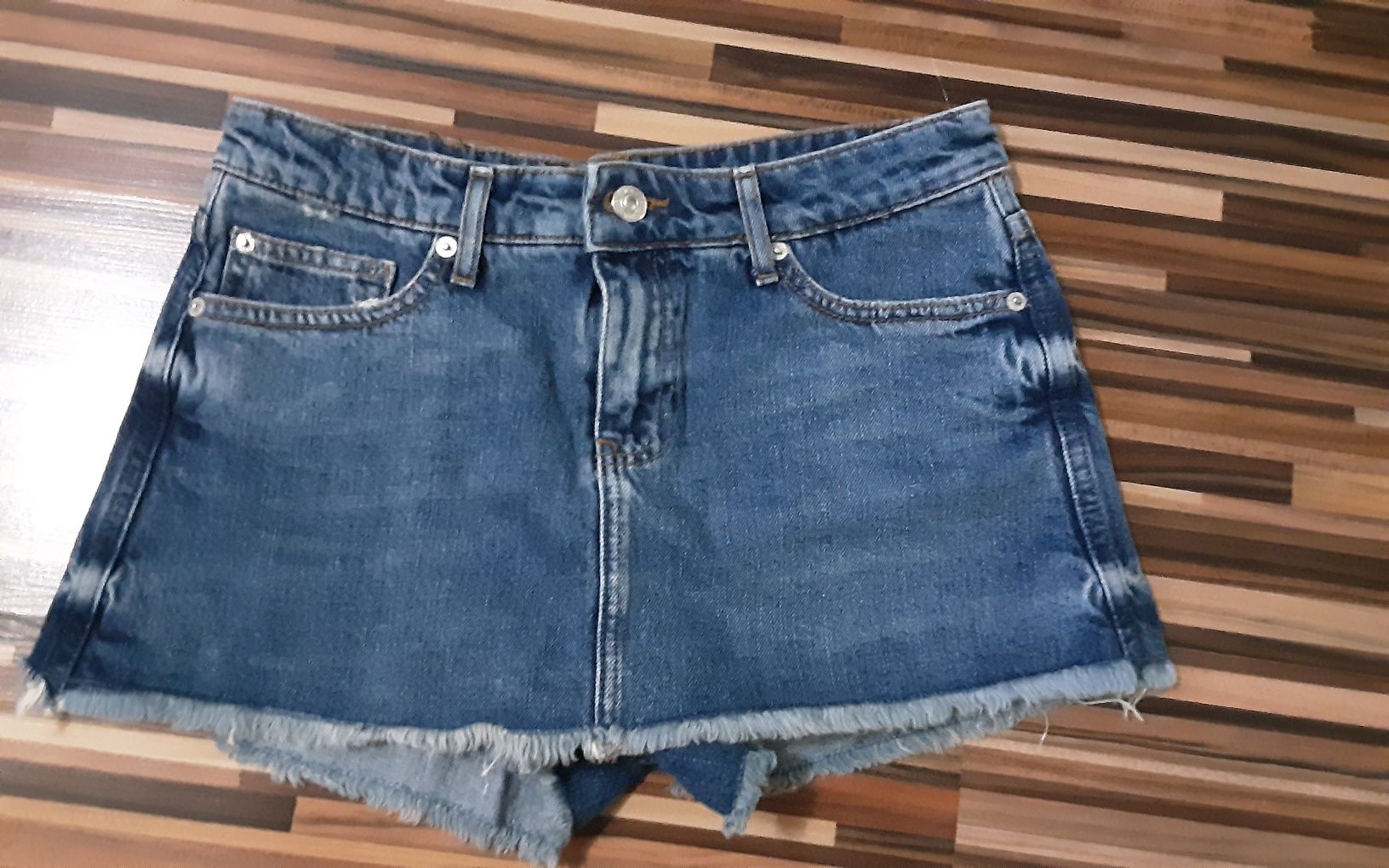 (XS) ZARA сет 2 части нова къса пола & панталон и топ рязана дантела