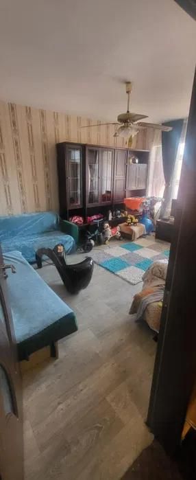 Тристаен, продажба, кв. Ботунец