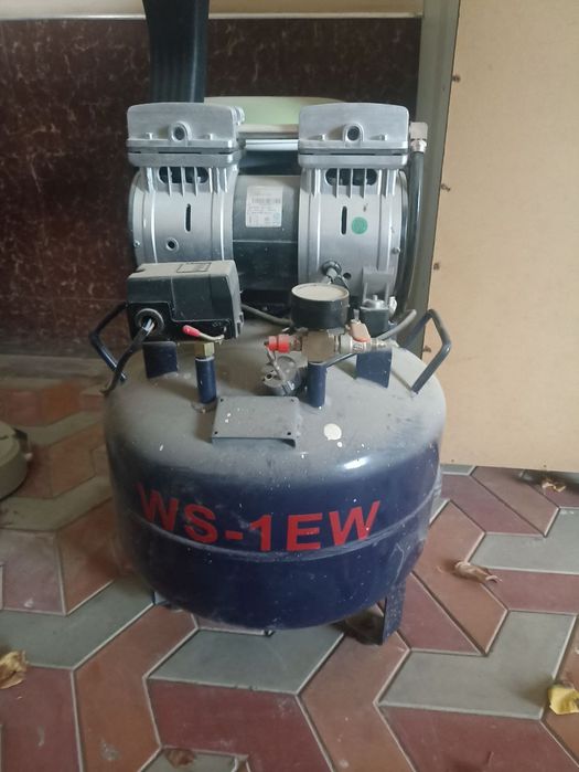 Стоматологическое кресло Ziann ZA208-B