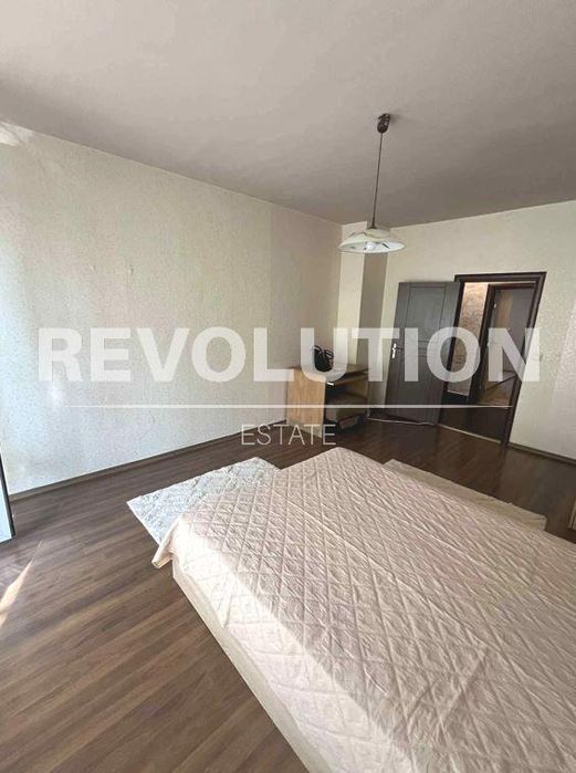 Дава се под наем Двустаен апартамент в Варна, Колхозен пазар - 60 кв.м за 500 € - Снимка #4