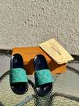 Slapi LV Colectia Noua Designer
