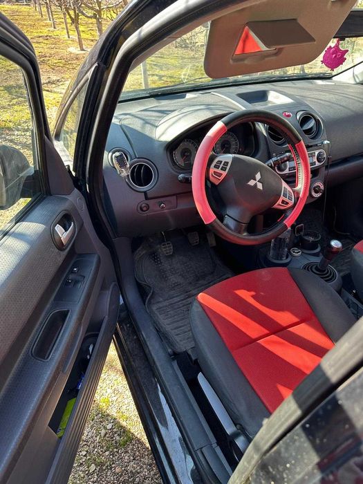 Mitsubishi Colt 2009