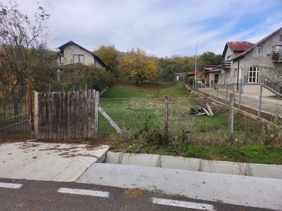 Vand teren Aninoasa Jud Dambovita