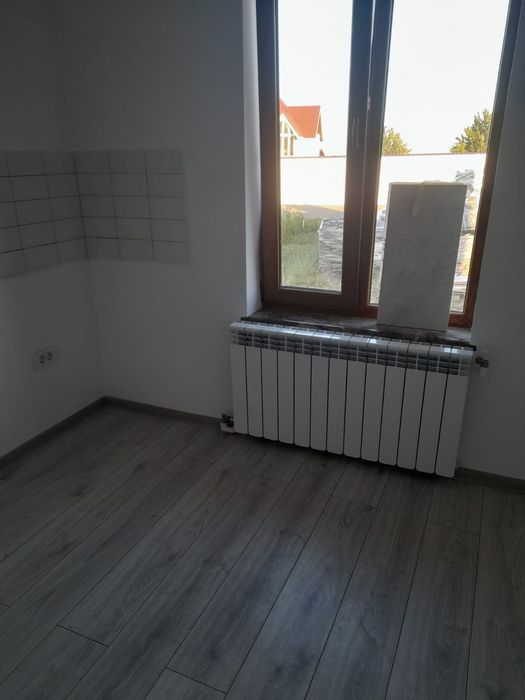 Casa cu teren Victoria com.Stauceni