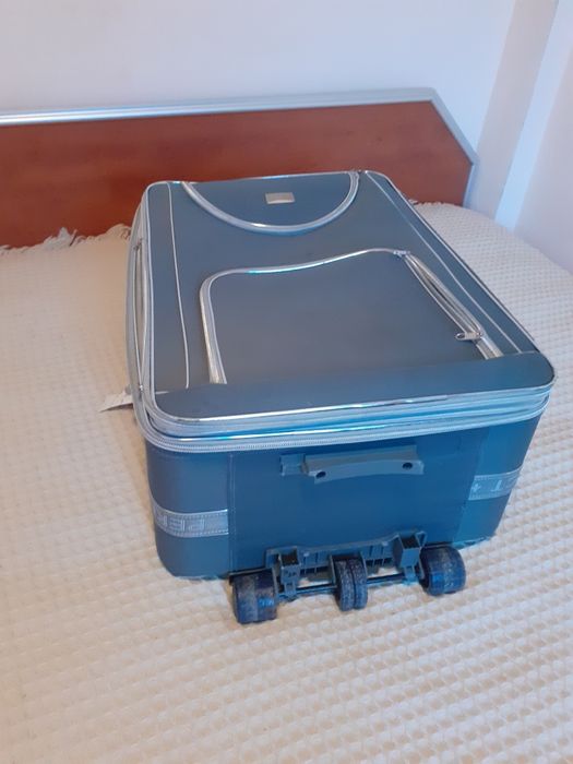 Пътнически куфар