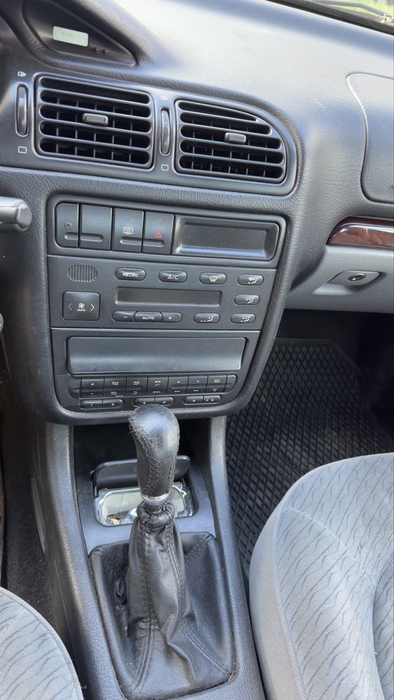 Peugeot ( Пежо) 406 2.1 без номера