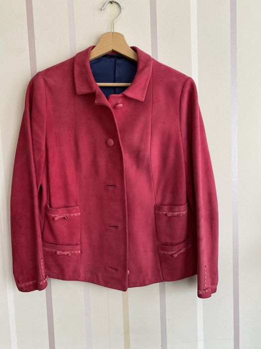 Велурено сако . Цвят фуксия. Размер S