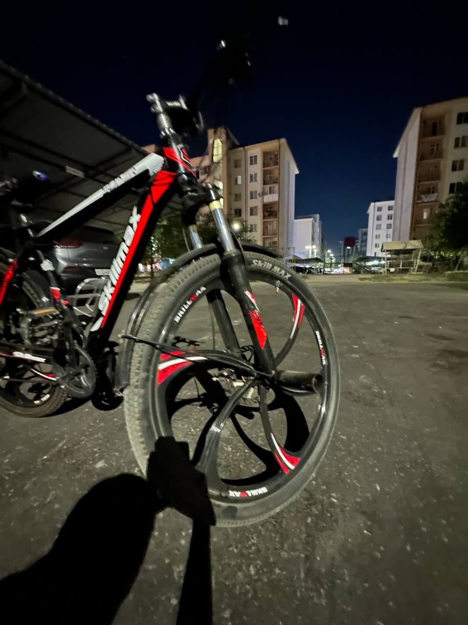 Velosiped skilmax sotiladi