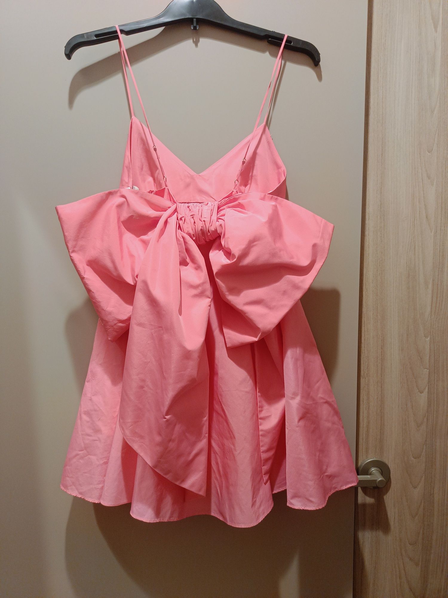 Кукленска Рокля ZARA ,нова с етикет ,страхотна