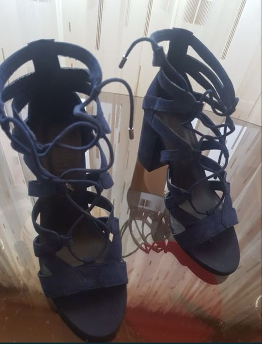 Bershka sandale top gladiator