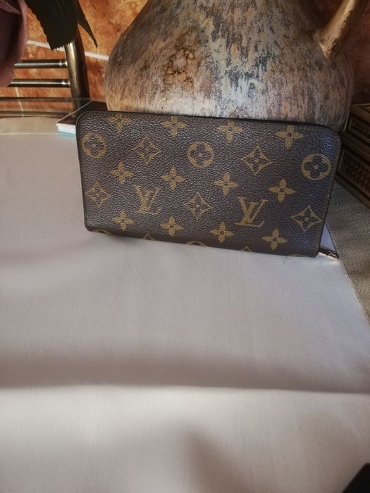 Portmoneu damă, stare foarte bună.