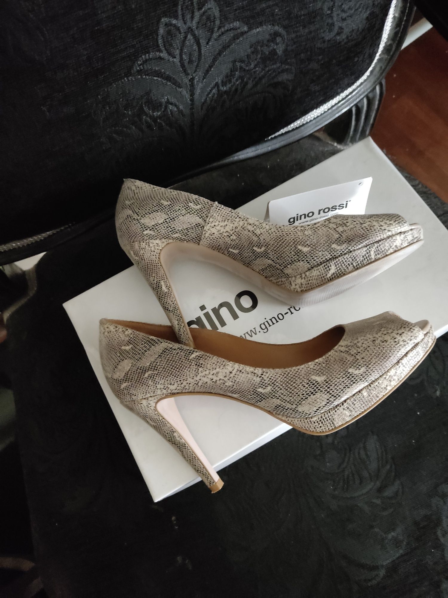 Елегантни обувки. Gino rossi