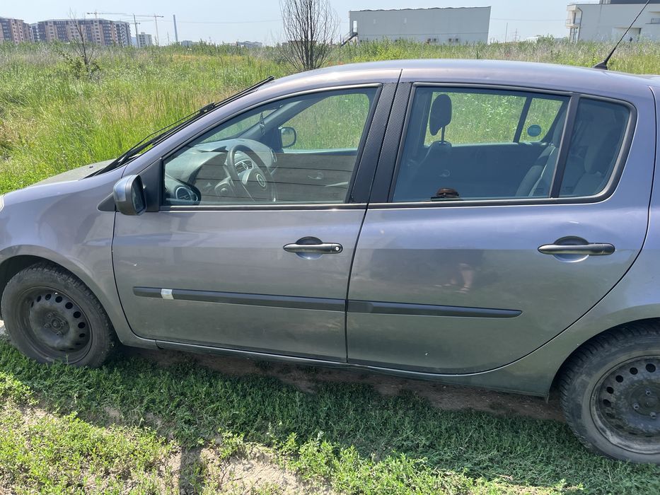 Vand capota motor Renault Clio 3 facelift 2009-2013