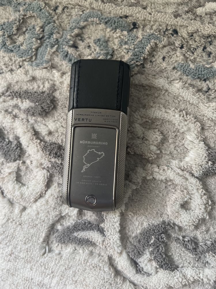 Продаеться vertu акцент