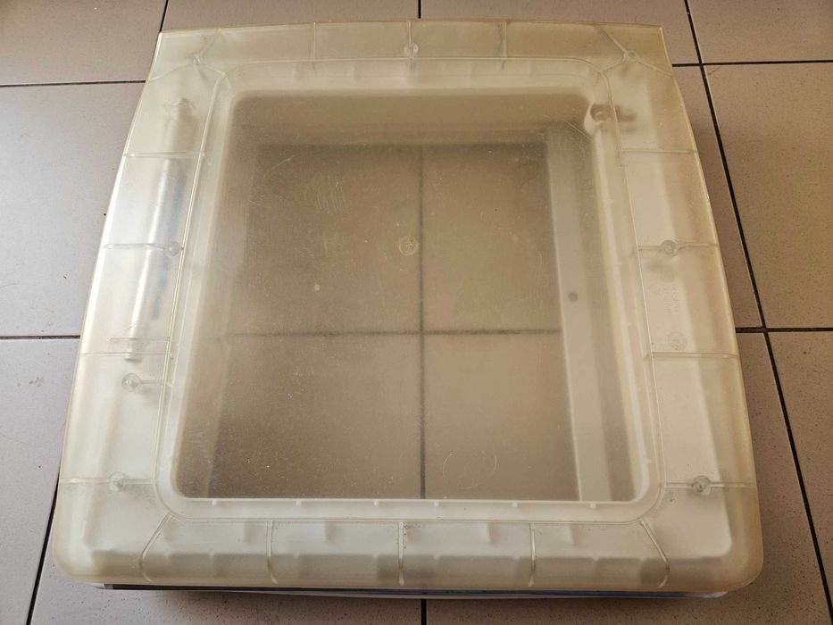 Translucid Thule camper Rooflight rulota Omni-Vent 40