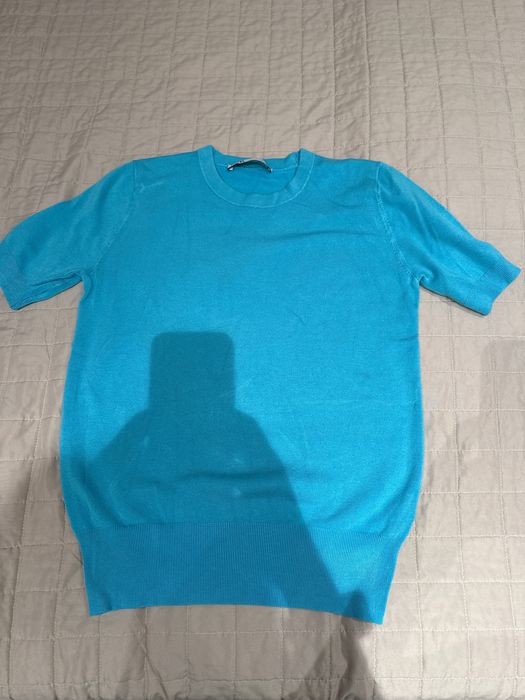 Електриково синя блуза на ZARA