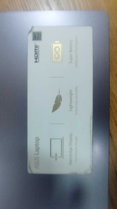 VivoBook_Asus laptop  200$ kami yoʻq windows 10 . 6 oy ishlatilgan