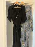 Vand rochii marimea m/l 30 ron / buc