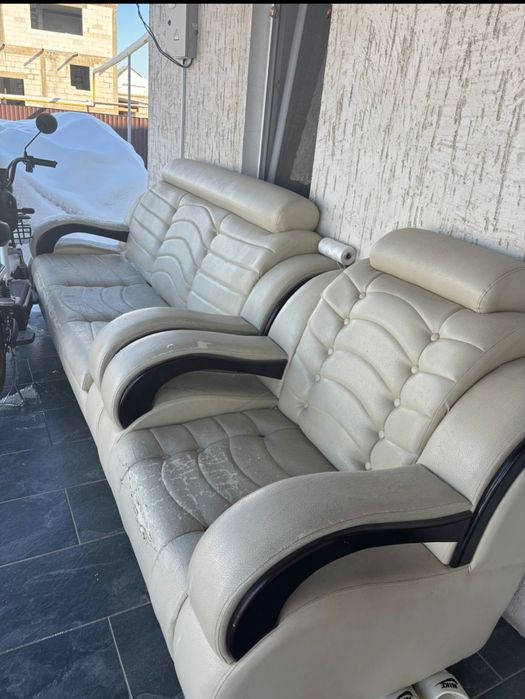 Диван и 2 кресла мягкая мебель