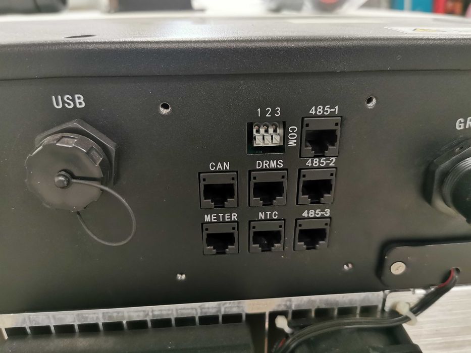 Growatt SPH10000TL3 BH-UP Трифазен хибриден инвертор