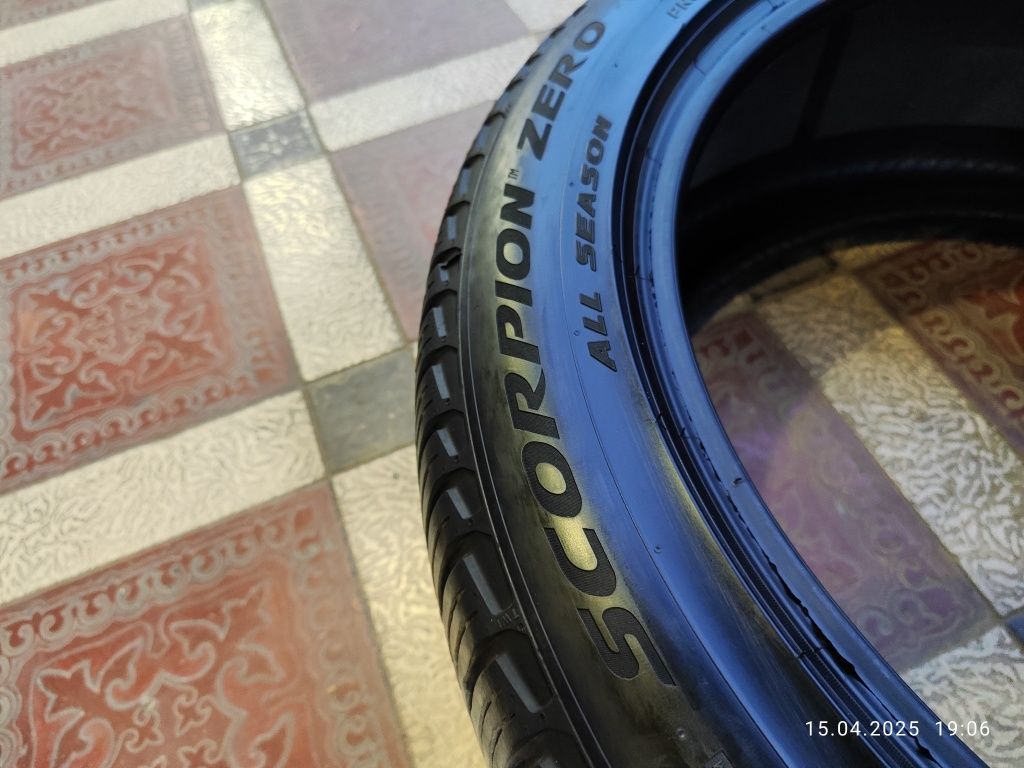 Pirelli 285/45 R22 M+S