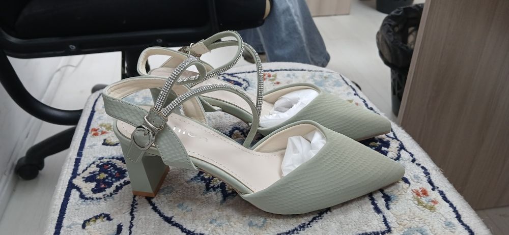 Срочно продам басаножки за 10000тг