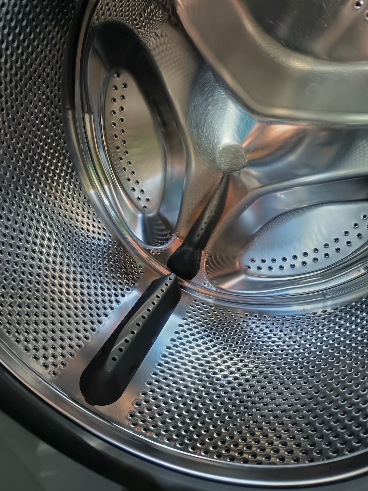 Пералня  Whirlpool 6 sense 7кг