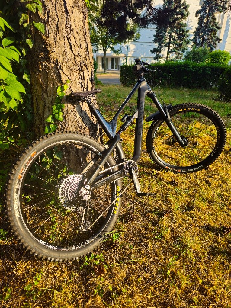 Bicicleta Canyon Spectral CF 9.0 marimea L